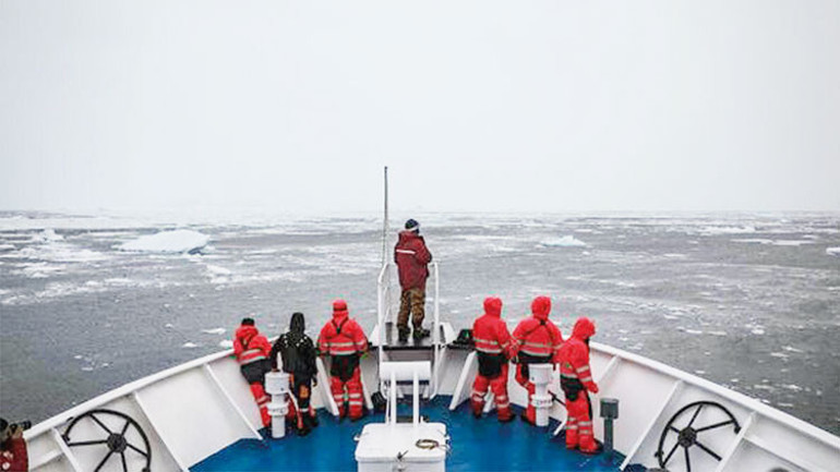 Üç liseli gencin kutup macerası