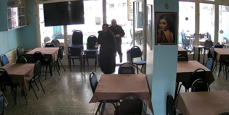 100 lirayla birlikte hakkını helal et notunu bıraktılar... Kamera kaydına bakınca şaşkına döndü | Böylesi ilk kez başımıza geldi
