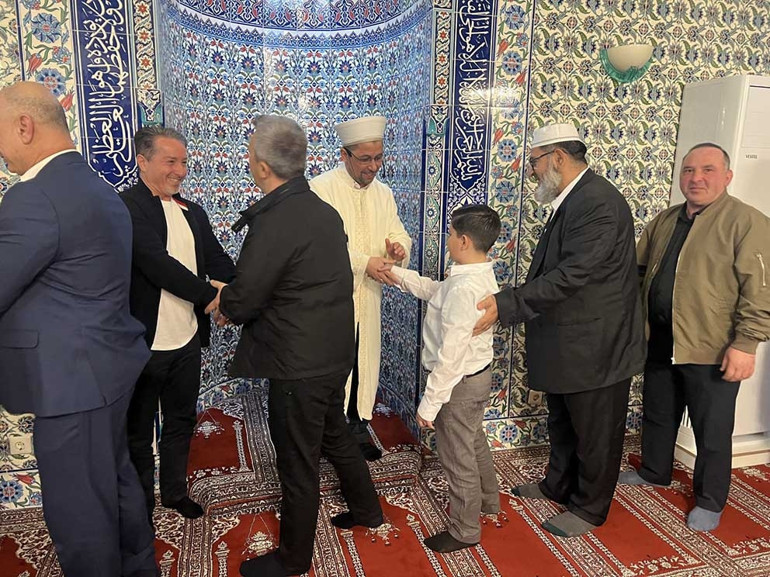 Avrupa’da bayram coşkusu