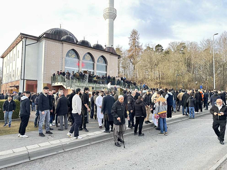 Avrupa’da bayram coşkusu