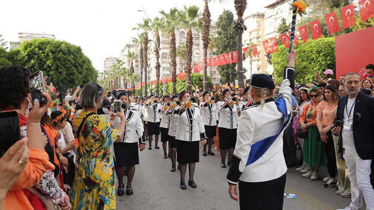 Dünya Çocukları temasıyla düzenlenecek karnaval başlıyor