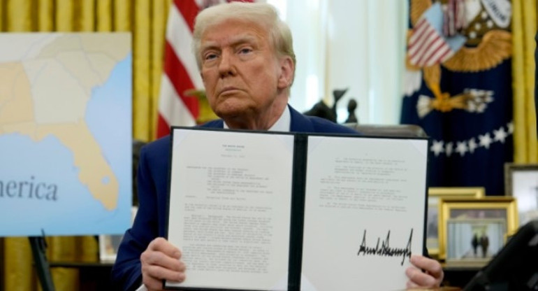 Trumpın Kurtuluş günü için geri sayım başladı Avrupa alarmda...