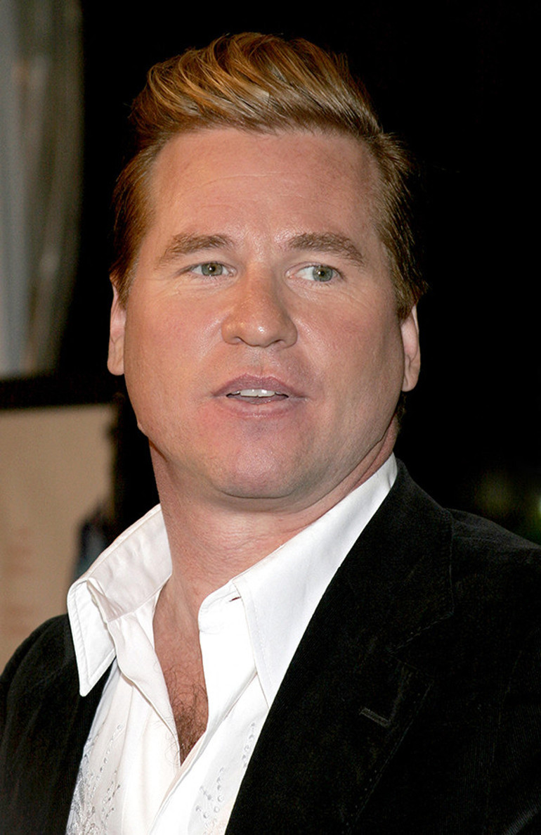 Kanseri yenip setlere geri dönmüştü... Hollywoodun efsane oyuncusu Val Kilmer hayatını kaybetti