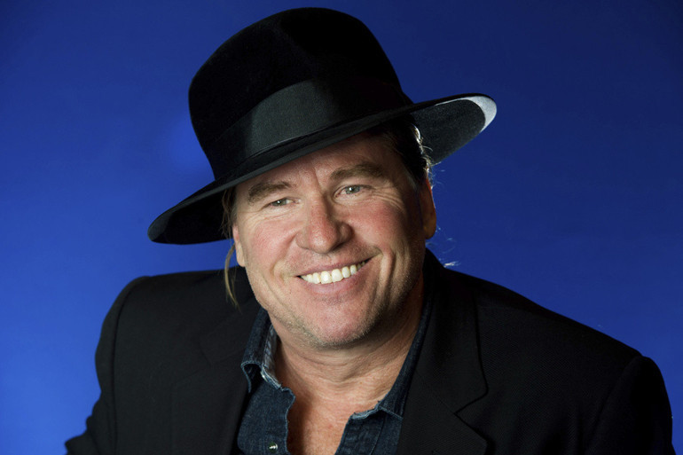 Kanseri yenip setlere geri dönmüştü... Hollywoodun efsane oyuncusu Val Kilmer hayatını kaybetti