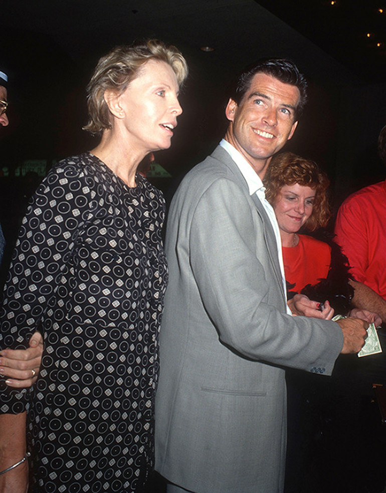 Kameralara hep gülümseyerek baktı ama hayat onu en büyük acılarla sınadı… Önce eşini sonra da kızını aynı hastalığa kurban verdi