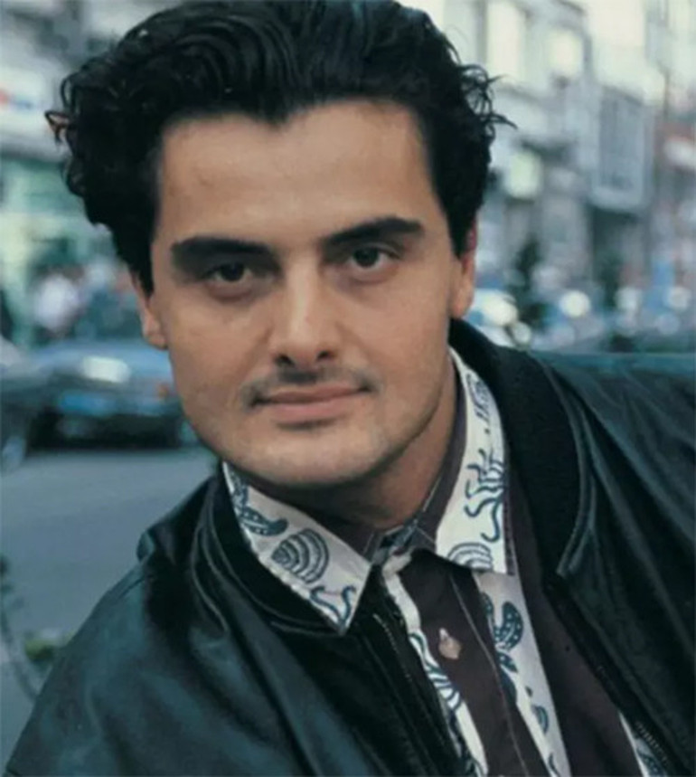 Bir dönemin en gözde mankeniydi... Köklerini hiç unutmadı, köyüne ev bile yaptırdı: Halaya bayram ziyareti