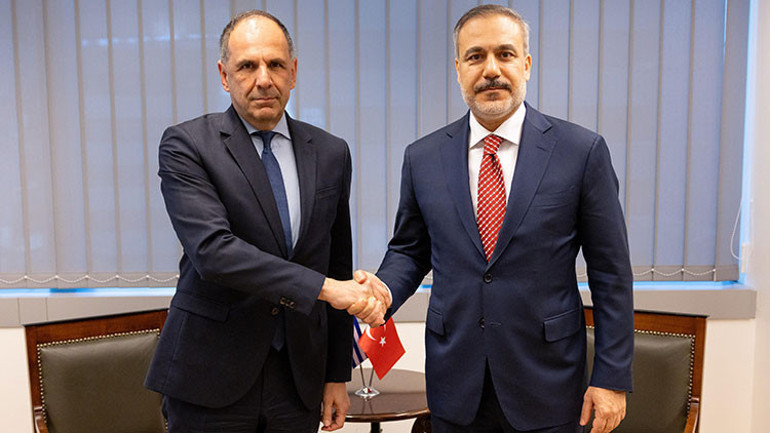 Dışişleri Bakanı Fidandan art arda diplomatik temaslar
