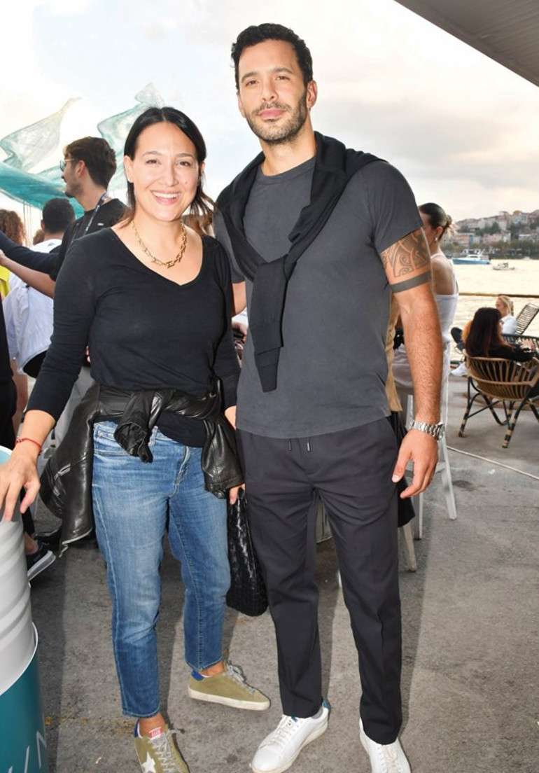 Survivor Hilmi Cem İntepe evlilik yolunda ilk adımı attı