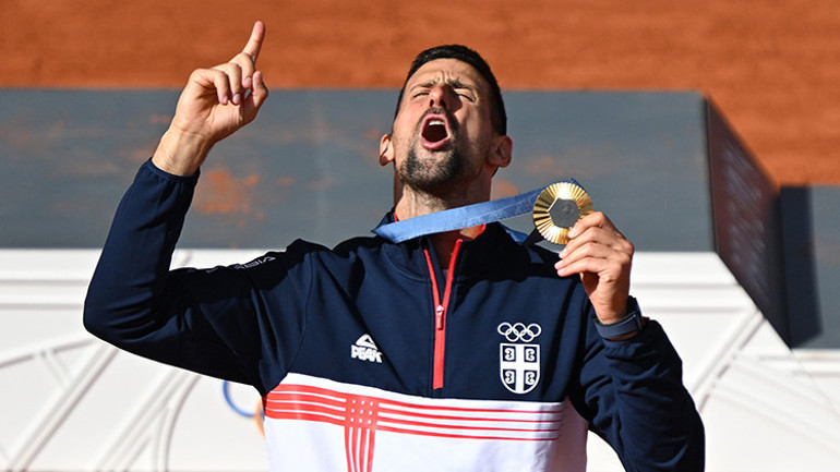 Kortların efendisi Novak Djokovic