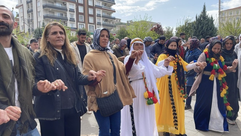 Öcalanın doğum günü için gidiyorlardı: Güvenlik güçleri tarafından izin verilmedi