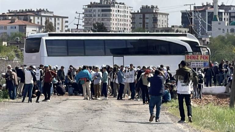 Öcalanın doğum günü için gidiyorlardı: Güvenlik güçleri tarafından izin verilmedi