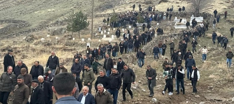 Uzman çavuş, kafeteryada tartıştığı genci beylik tabancası ile öldürdü; mahkemece tutuklandı