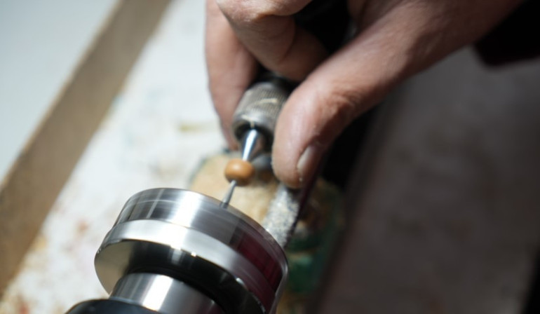 10 yıl önce hobi olarak başladı, şimdi siparişlere yetişemiyor Brezilyadan getirtip işliyor: 100 bin liraya satılan var | Yurt dışındaki Türklerden yoğun talep