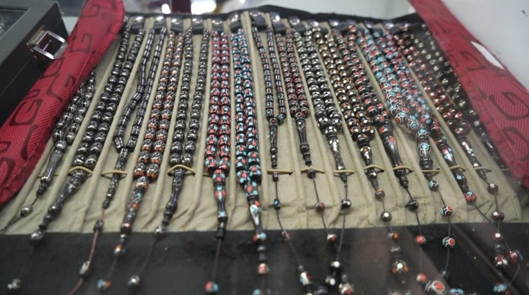 10 yıl önce hobi olarak başladı, şimdi siparişlere yetişemiyor Brezilyadan getirtip işliyor: 100 bin liraya satılan var | Yurt dışındaki Türklerden yoğun talep