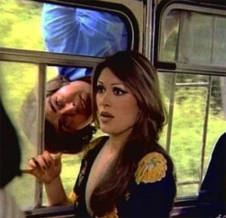 Elveda selvi boylum, al yazmalım... Bitmemiş türküm benim... Ne çok sevdik bu aşkları