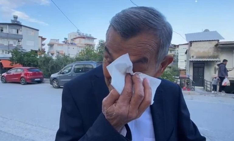 45 yıl sonra gelen mutluluk Damat, sevinç gözyaşlarına boğuldu... Çocuklarımızla paylaştığımızda normal karşıladılar