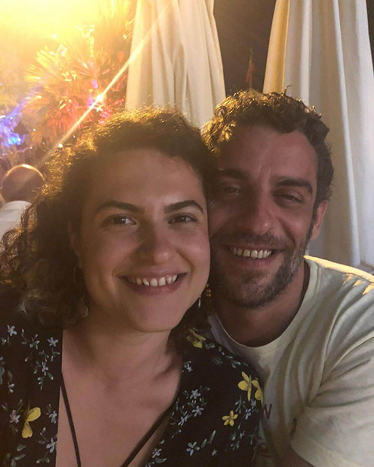 Türkiye onları bir diziyle tanımıştı... Şimdi çoğu çoluk çocuğa karıştı... Setteki son gün gözyaşları sel oldu