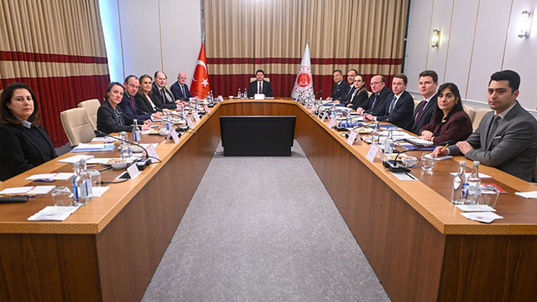 Adalet Bakanı Yılmaz Tunç, Avrupa İşkencenin Önlenmesi Komitesi Başkanı Mitchell ile görüştü