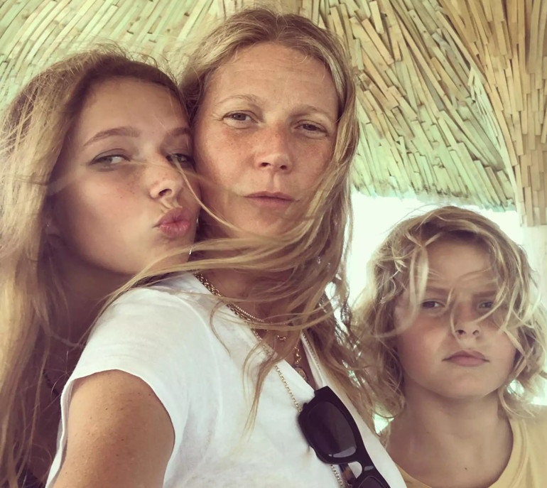 İki evladı da yuvadan uçtu… Evi de kalbi de boş kaldı… Şimdi çok pişman: Keşke daha çok doğursaydım