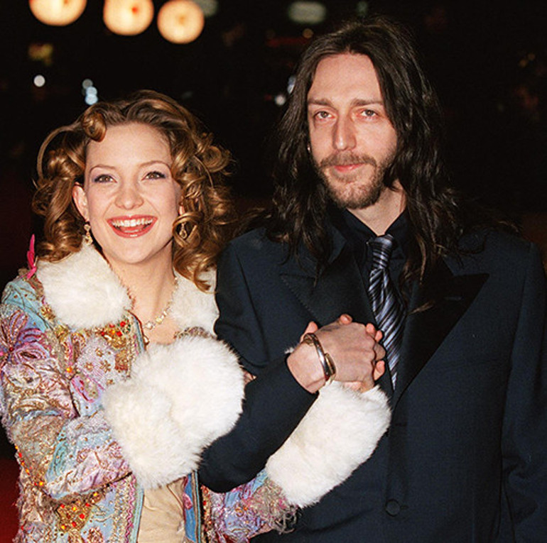 Üç aşkından üç çocuk doğurmuştu... Ünlü yıldızın ilk göz ağrısı aşk sarhoşu