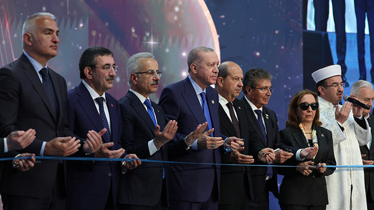 Cumhurbaşkanı Erdoğandan CHPye tepki: Ülkesini başka ülkelere şikayet edenler bu gururu anlayamaz
