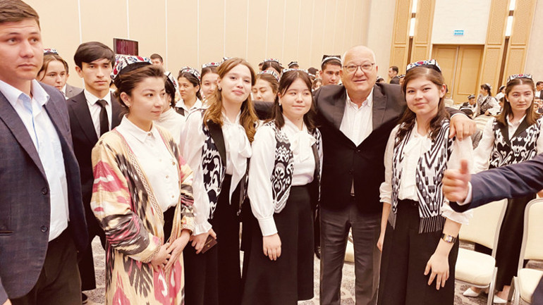 1200 yıl öncesinden gelen o büyük selamın kapısında