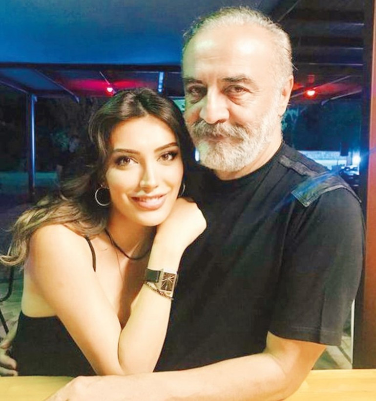 Annem ve babam bir yaşımdayken ayrıldı... Yıllar sonra beni görünce neden geldin dedi