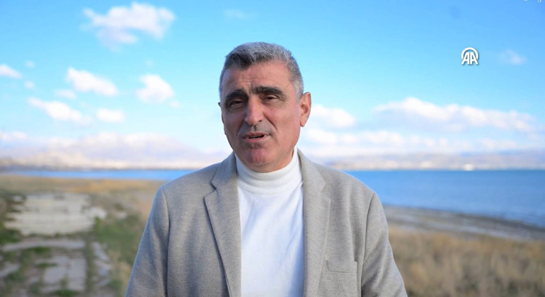 Van Gölü çekilince gün yüzüne çıktı Yüzde 60ı görünür hale geldi