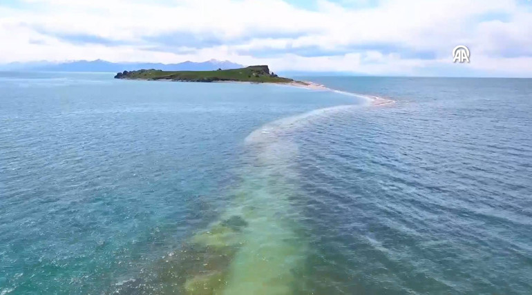 Van Gölü çekilince gün yüzüne çıktı Yüzde 60ı görünür hale geldi