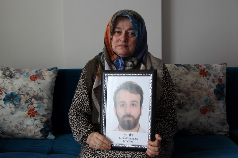 Pençe- Kilit Operasyon bölgesinde şehit olmuştu... Şehit doktor, annesinin ‘Oğlum gitme’ sözüne bu yanıtı vermiş Acı detay