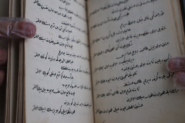 Muazzam keşif Müzayedede 30 bin liraya satın aldı; sayfaları okuyunca şaşkına döndü