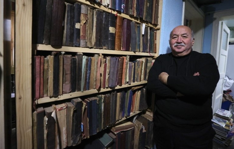 Babasına özenerek başladı; eline para geçtikçe satın alıp evinde biriktirdi | Türkiyede çok nadir ve zor bir işi yapıyorum