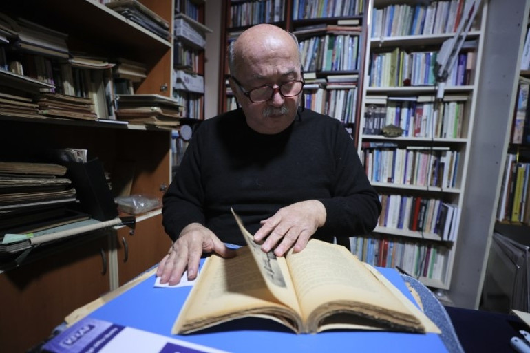 Babasına özenerek başladı; eline para geçtikçe satın alıp evinde biriktirdi | Türkiyede çok nadir ve zor bir işi yapıyorum