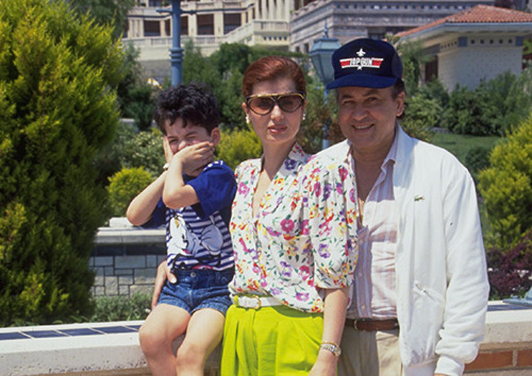 Bir köyde doğdu, 46 yaşında üniversiteyi bitirdi... Oynadığı filmler ve diziler hala hafızalarda...Türkiye onunla ilk kez gerçek bir leydi gördü