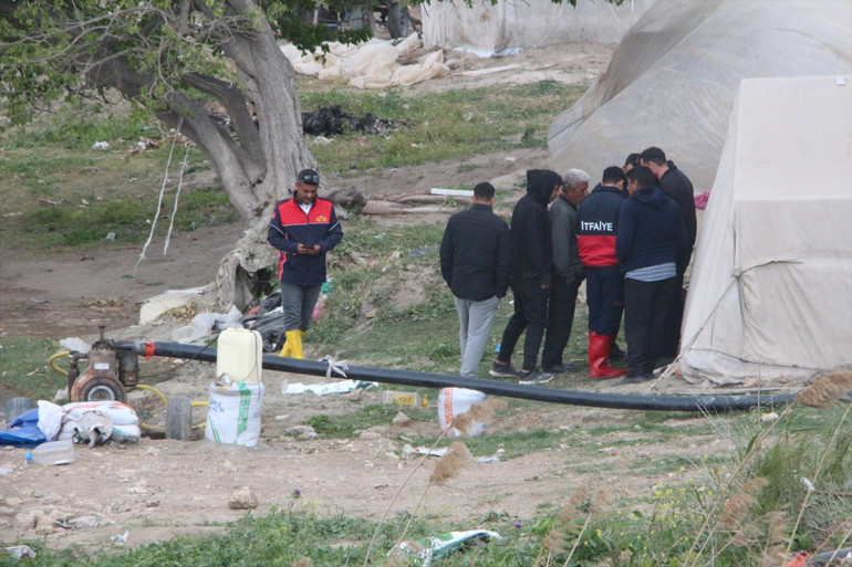 Adanada 7 yaşındaki Cumali Timiyi arama çalışmaları 4üncü gününde Vali Köşgerden açıklama: Şu ana kadar çocuğumuzdan iki iz var