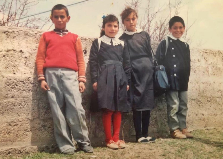 Yıl: 1990... Yer: Kars... Şimdi milyonlar onu izliyor