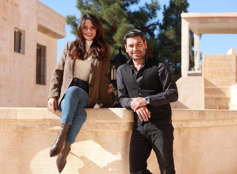 13 yaşına kadar köyde yaşadım demişti... O şimdi Türkiyenin tanıdığı bir oyuncu