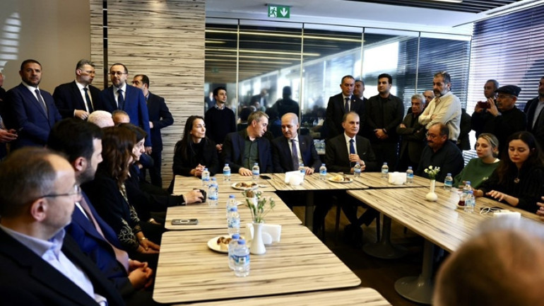 Son dakika... Sırrı Süreyya Önder kalp rahatsızlığı geçirdi Ameliyat sonrası hastaneden sağlık durumuna ilişkin açıklama