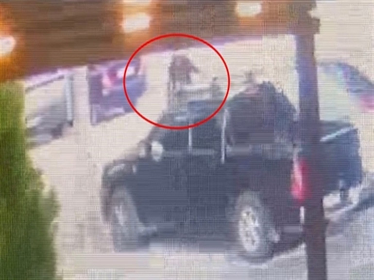 Arkadaşını 13 yerinden bıçaklayıp boğazını kesmişti Cani, mahkemede kendini böyle savundu; acılı anne tepki gösterdi