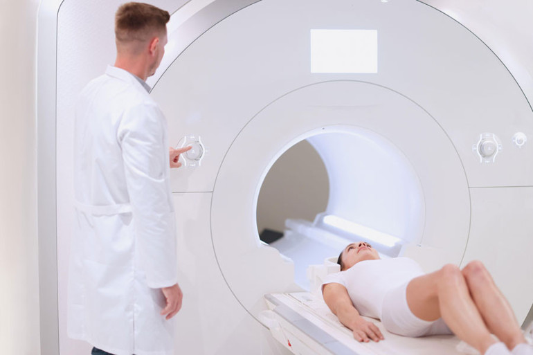 Türkiye’de yılda 15 milyon tarama yapılıyor Bilgisayarlı tomografi gerçekten kanser riskini artırıyor mu Röntgene göre 200 kat fazla radyasyon içeriyor