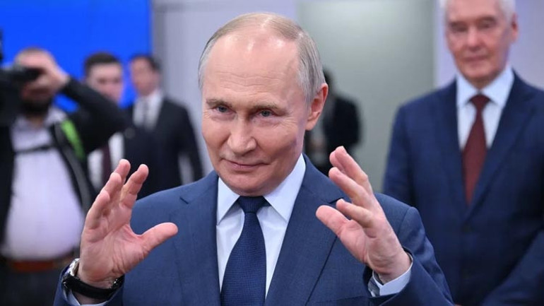Putin övgüyle bahsetti... Trump ise toplantıya aldırmadı: Elonun orada ne işi var