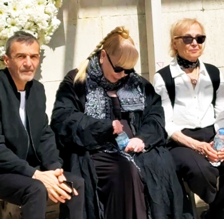 Megastar’dan en zor veda