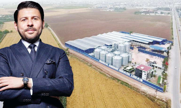 Kutlama sayısına poz verdi