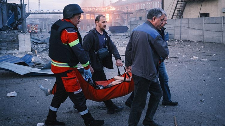 Rusya füze ve İHAlarla vurdu: Ölü ve yaralılar var