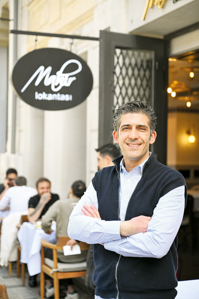 Mahir, işinin ehli bir lokanta