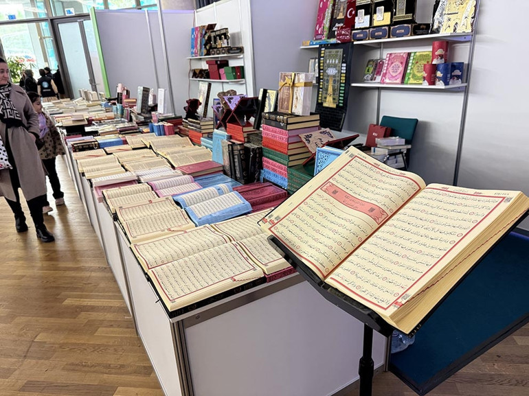 ‘3. Kitap ve Kültür Fuarı’ Köln’de açıldı