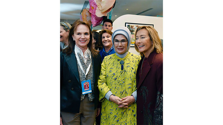 Cemre Çarşısı programı Emine Erdoğan’ın katılımıyla gerçekleşti
