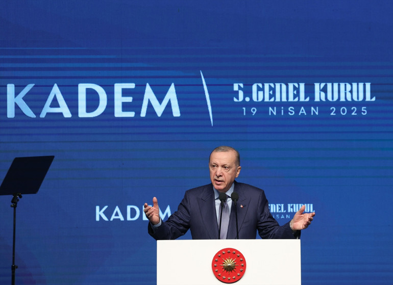 KADEM 5. Olağan Genel Kurulu... Cumhurbaşkanı Erdoğan: Sözleşme değil, kanun yaşatır