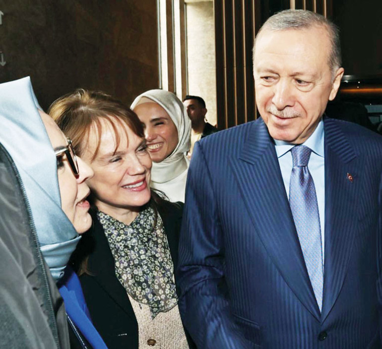 Cumhurbaşkanı Erdoğan: Nüfusta azalma beka sorunudur