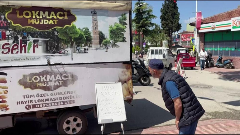 Bu ilçede aylardır Papa için hazırlık yapılıyordu... Ölümünden önce sadece oraya gelmek istemiş | Esnaf lokma döktürdü